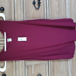 New with tags old navy burgandy tank top size large